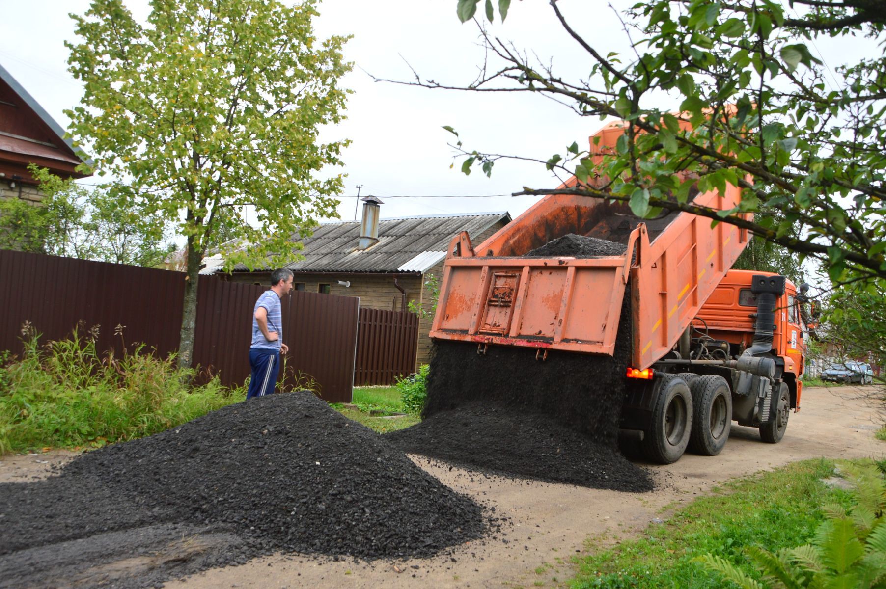 Тротуарная плитка, площадки, отмостки и садовые дорожки в Дмитрове